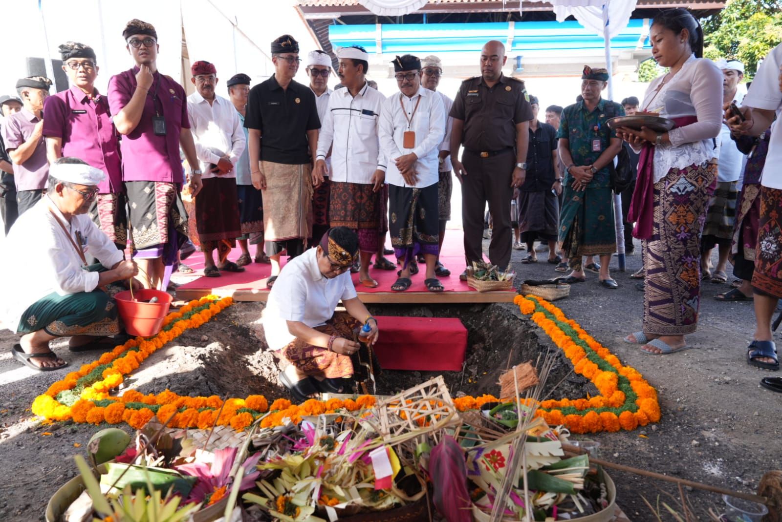 Badung Groundbreaking Pembangunan Jaringan Distribusi Pipa Bawah Laut